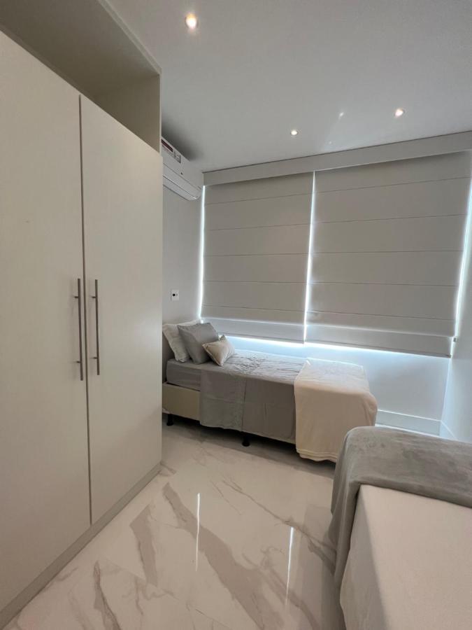 Apartamento Maravilhoso De 2 Quartos Em Copacabana Quadra Da *