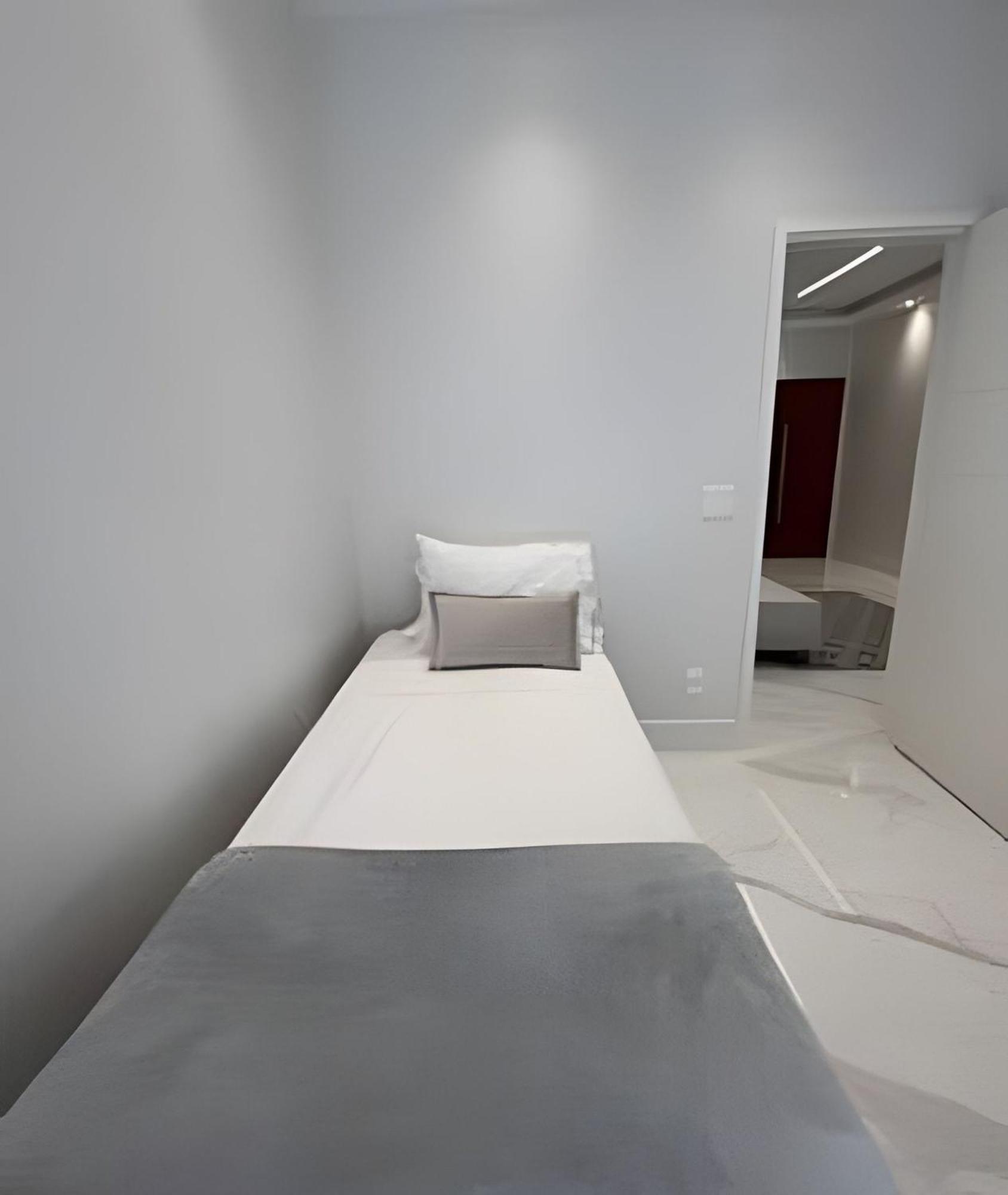 Apartamento Maravilhoso De 2 Quartos Em Copacabana Quadra Da