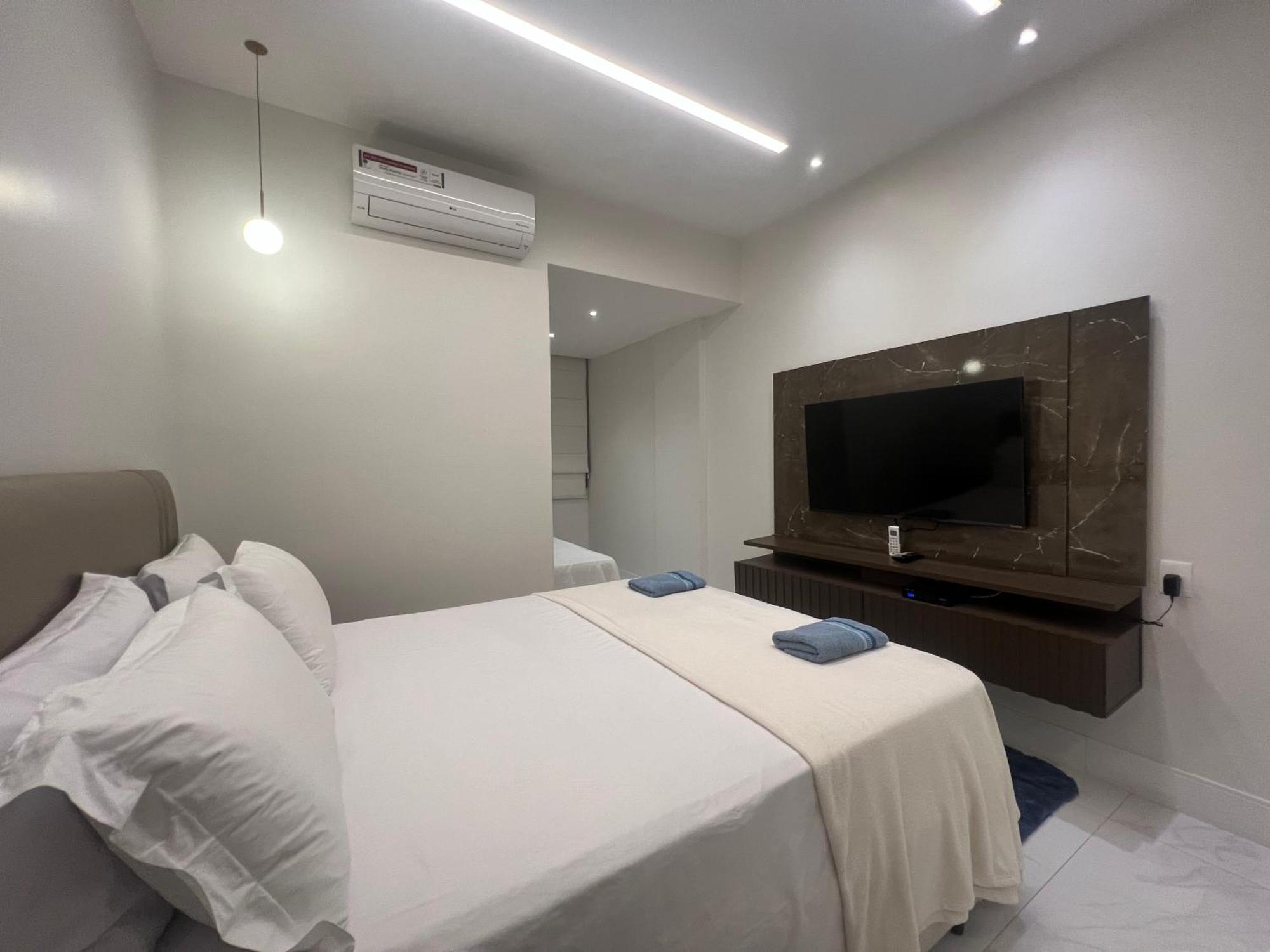 Apartamento Maravilhoso De 2 Quartos Em Copacabana Quadra Da